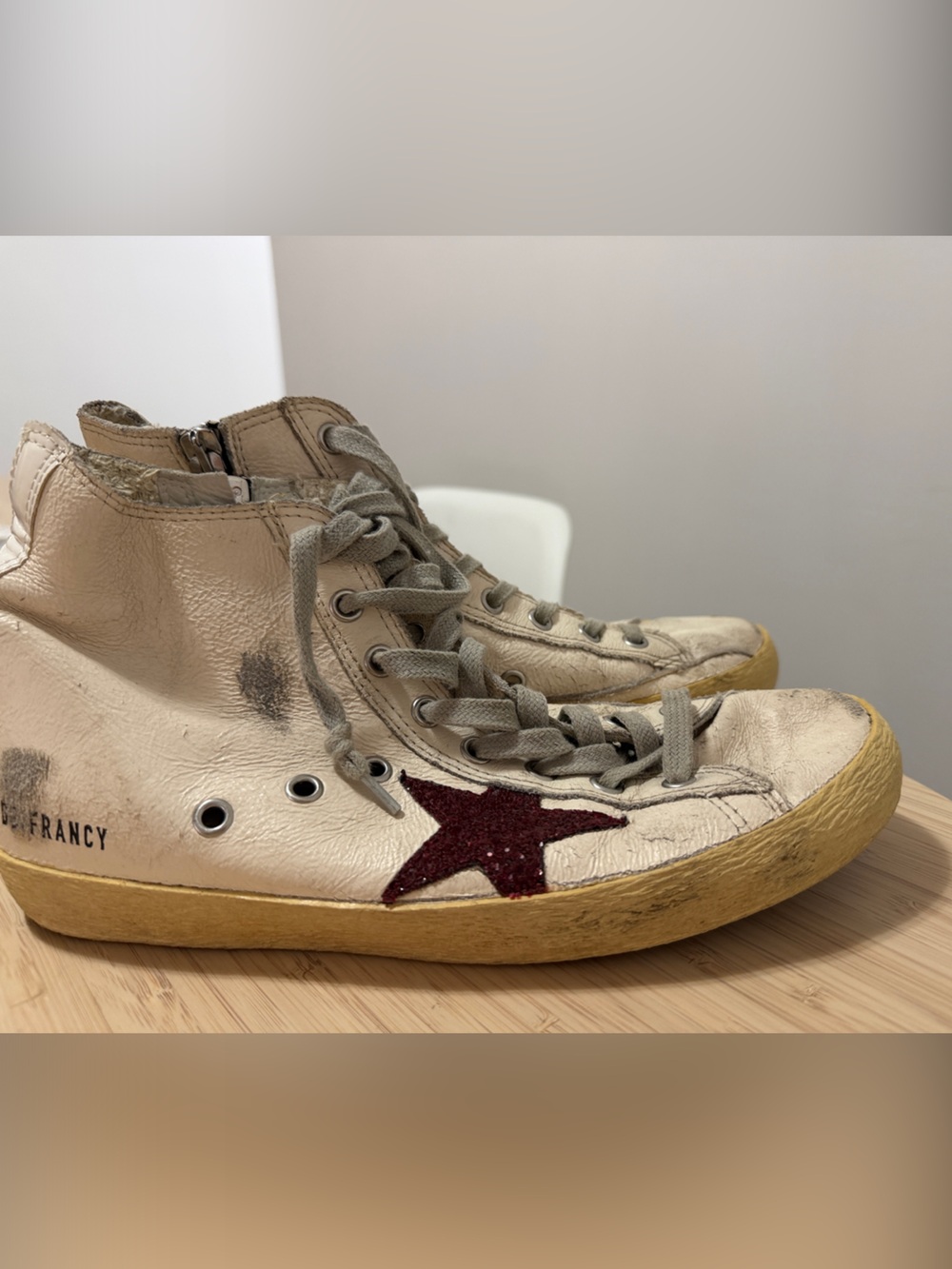 Golden Goose Ladies Cream High-Top Sneakers with Burgundy Star